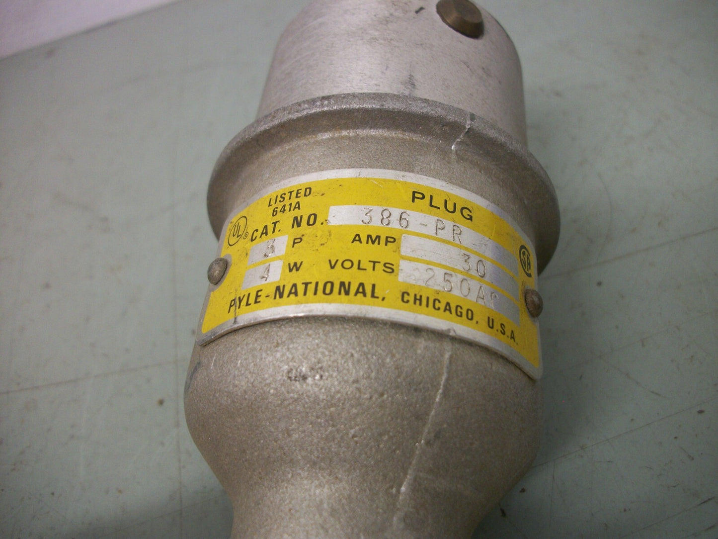 PYLE-NATIONAL PIN & SLEEVE PLUG 386-PR 30AMP 250AMP 3POLE 4W