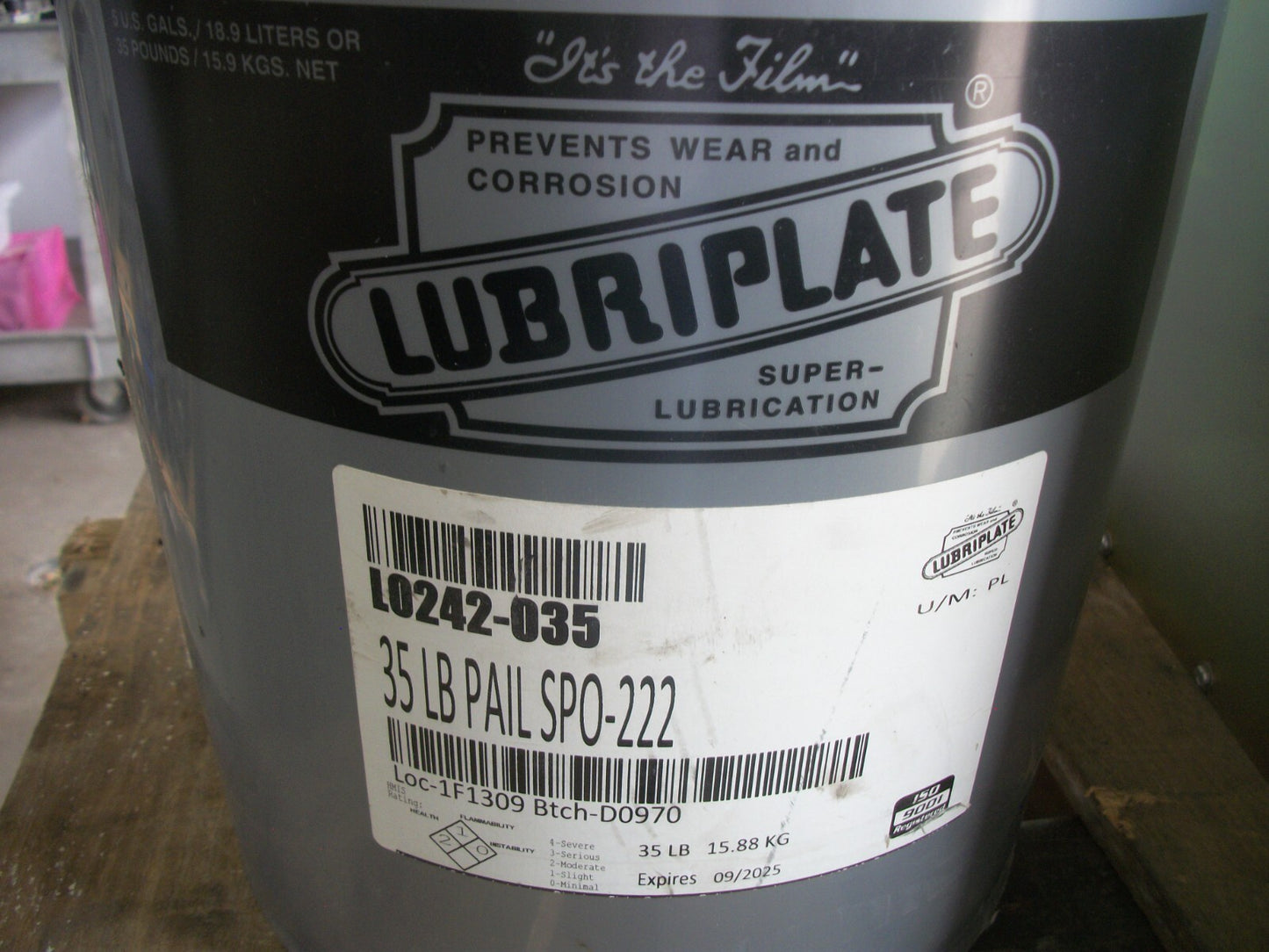 LUBRIPLATE 35LBS. PAIL SP0-222 SUPER LUBRICATION GEAR AND BEARING OIL L0242-035
