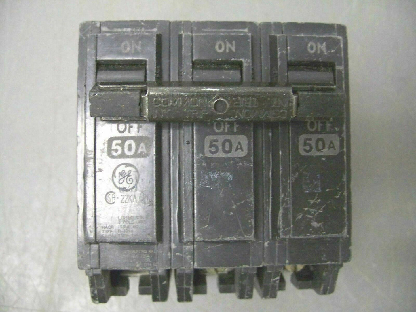 GE THHQB CIRCUIT BREAKER THHQB32050 50AMP 240VOLT 3POLE 22kA