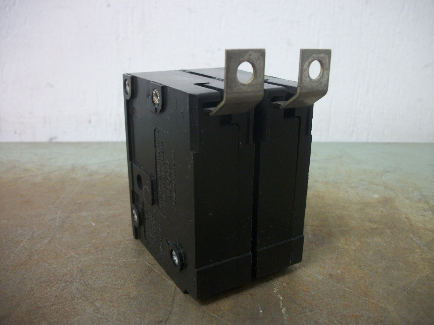 CUTLER-HAMMER BA CIRCUIT BREAKER BAB2015 15AMP 240VOLT 2POLE