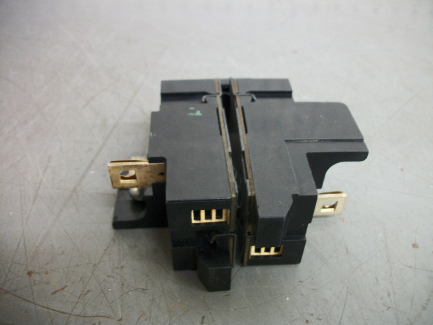 SIEMENS ITE NI PUSHMATIC CIRCUIT BREAKER P240 40AMP 240VOLT 2POLE