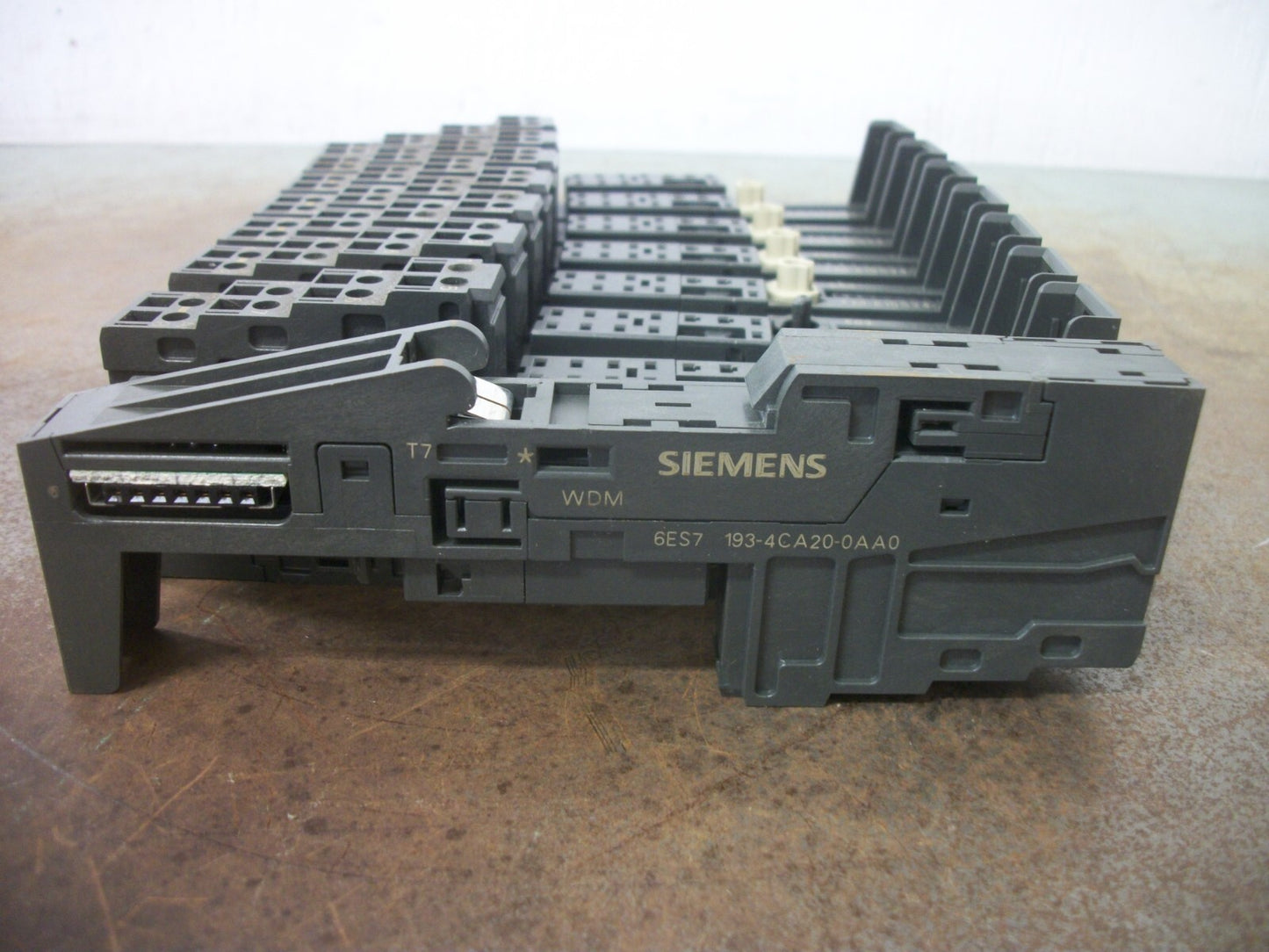 SIEMENS LOT OF 8 SIMATIC S7 ET200S TERMINAL MODULES 6ES7 193-4CA20-0AA0