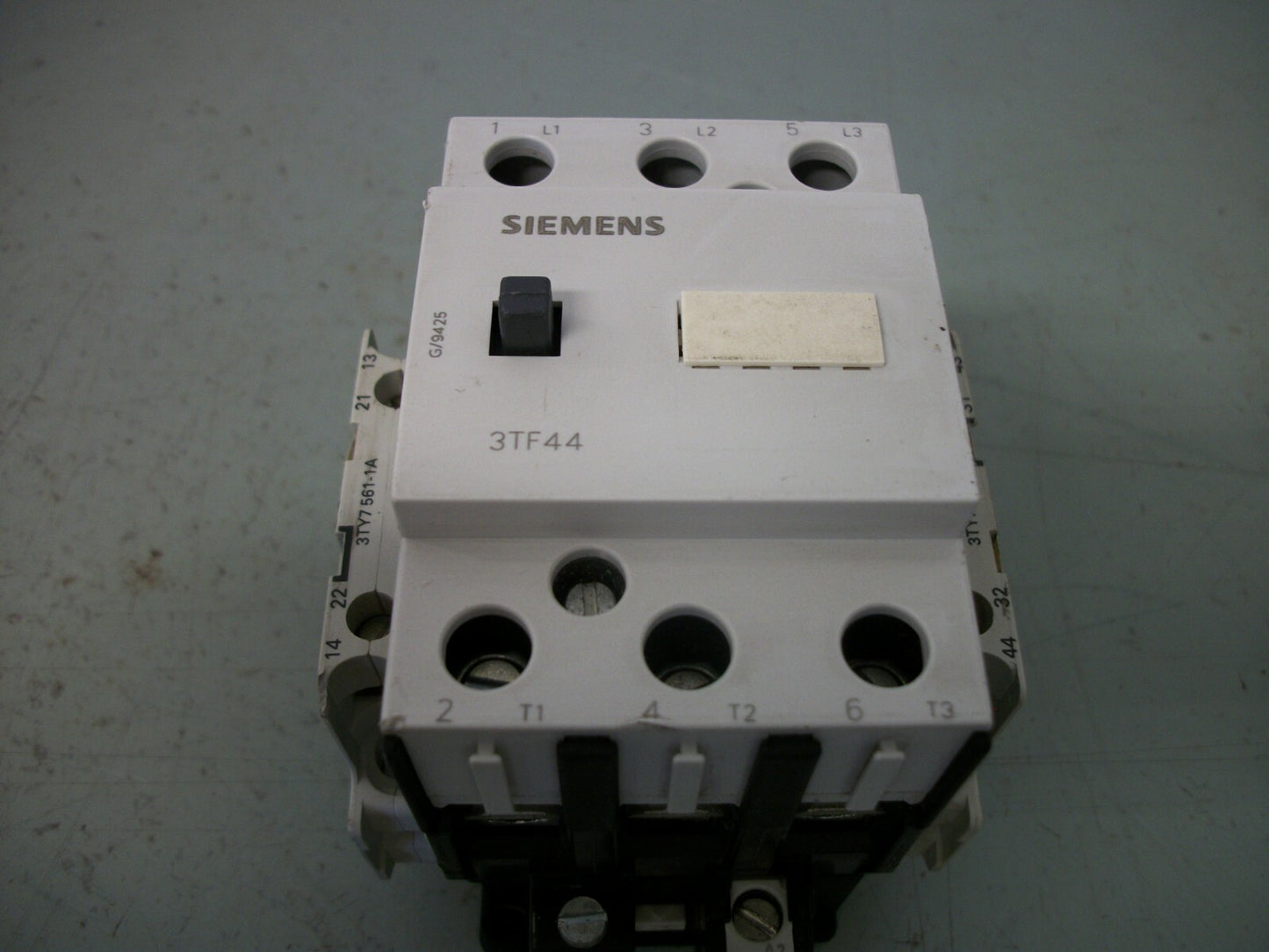SIEMENS CONTACTOR 3TF4422-0A 55AMP 110VCOIL 3PH 600V 25HP