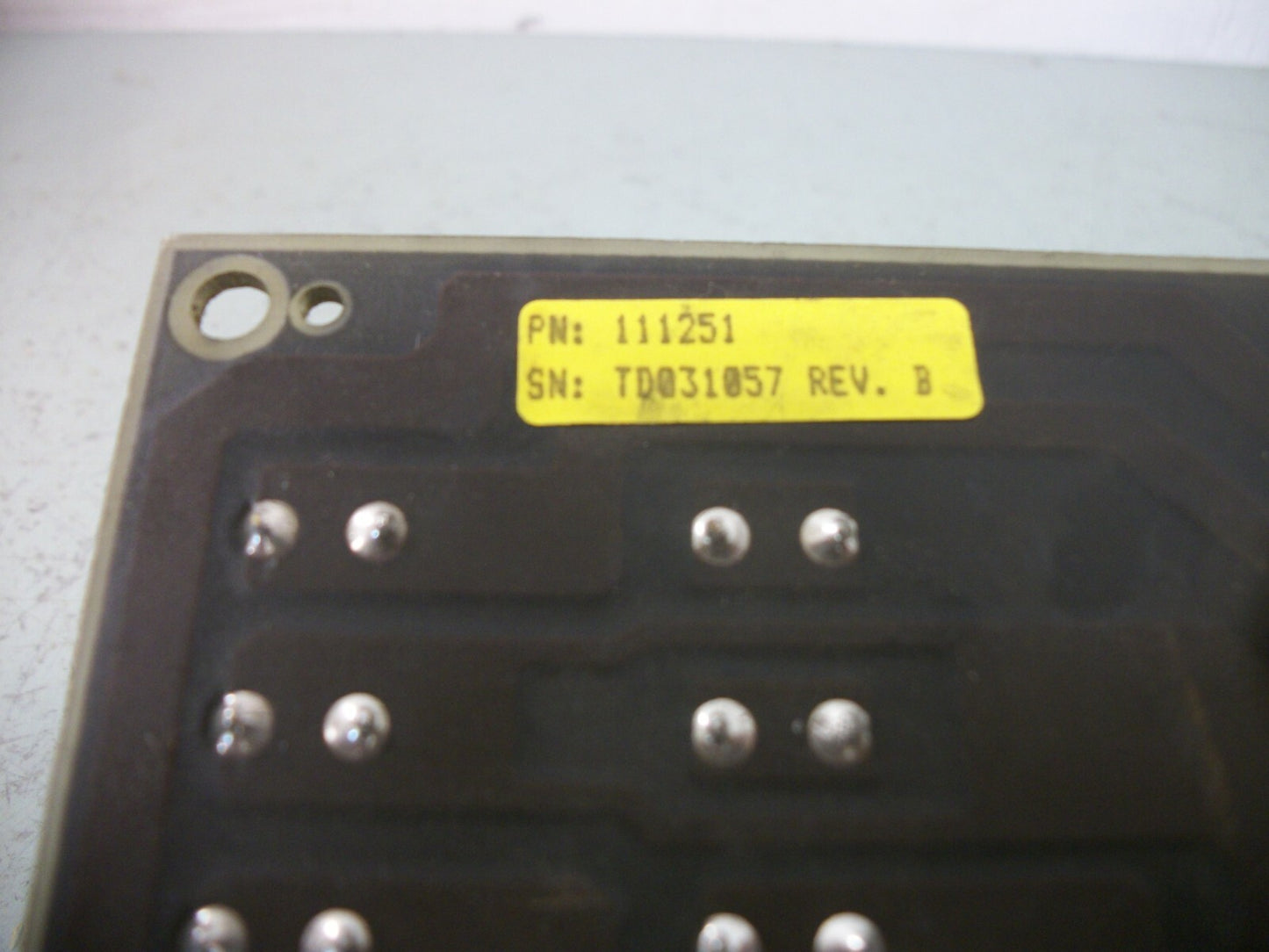 CROWN LIFT CONTROLLER DISTRIBUTION PANEL CONTROL BOARD 111251 REV B