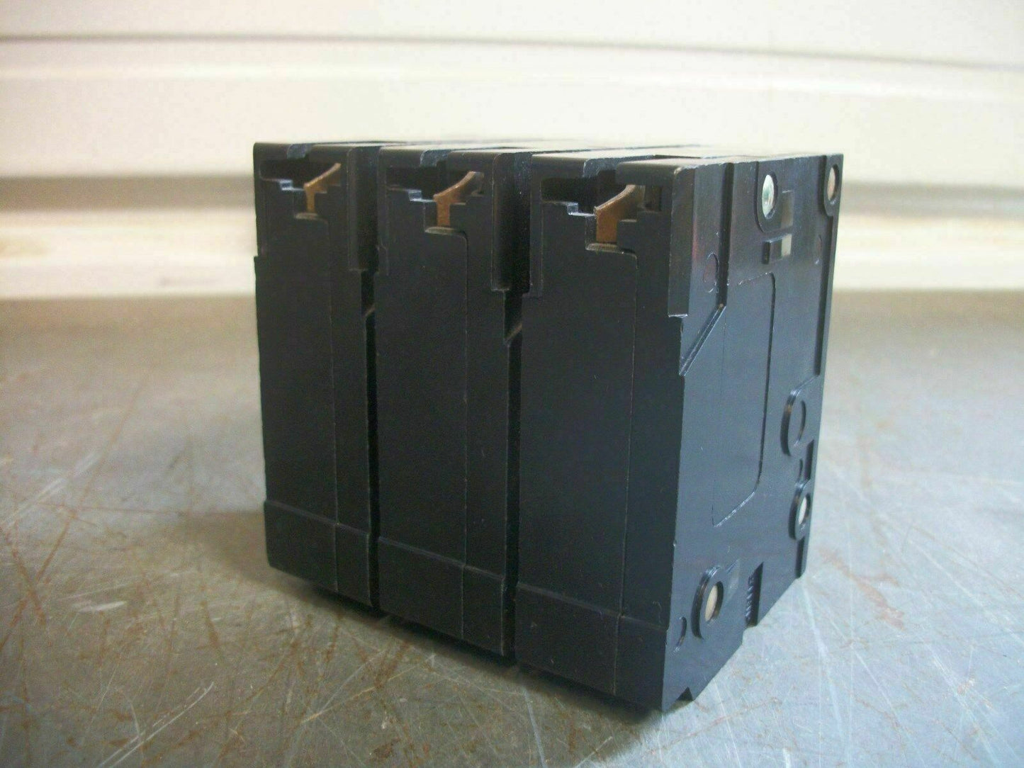 WESTINGHOUSE BR CIRCUIT BREAKER BR320 20AMP 240VOLT 3POLE