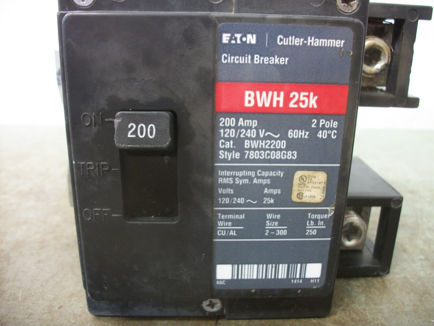 CUTLER-HAMMER BWH CIRCUIT BREAKER BWH2200 200AMP 240VOLT 2POLE