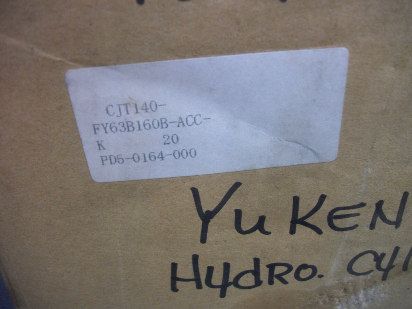 YUKEN KOGYO PD5-0164-000 HYDRAULIC CYLINDER CJT140-FY63B160B-ACC-K20 NIB