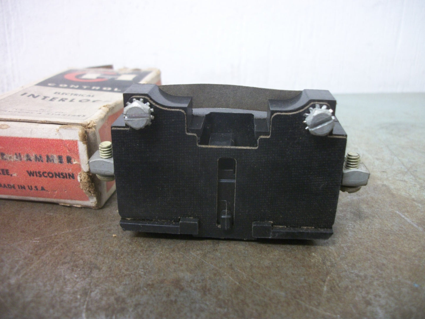 CUTLER-HAMMER SIZE 0 OR 1 N.O. ELECTRICAL INTERLOCK 10933HIA NIB