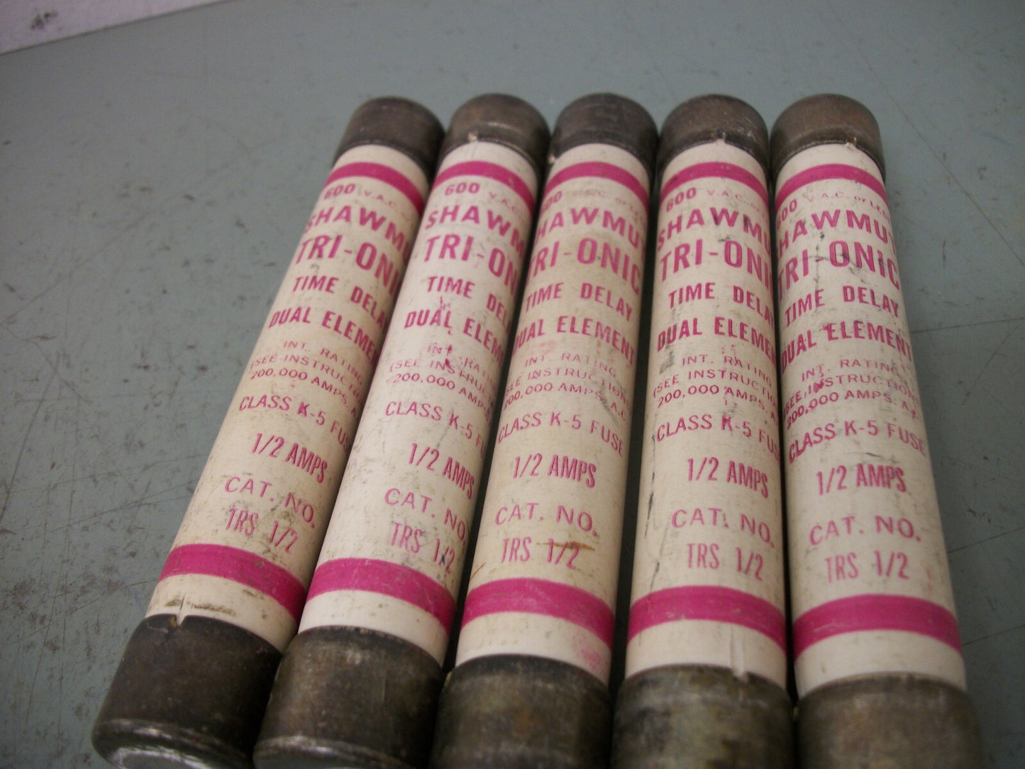 GOULD SHAWMUT LOT OF 5 TRI-ONIC FUSES TRS1/2 1/2AMP 600VOLT