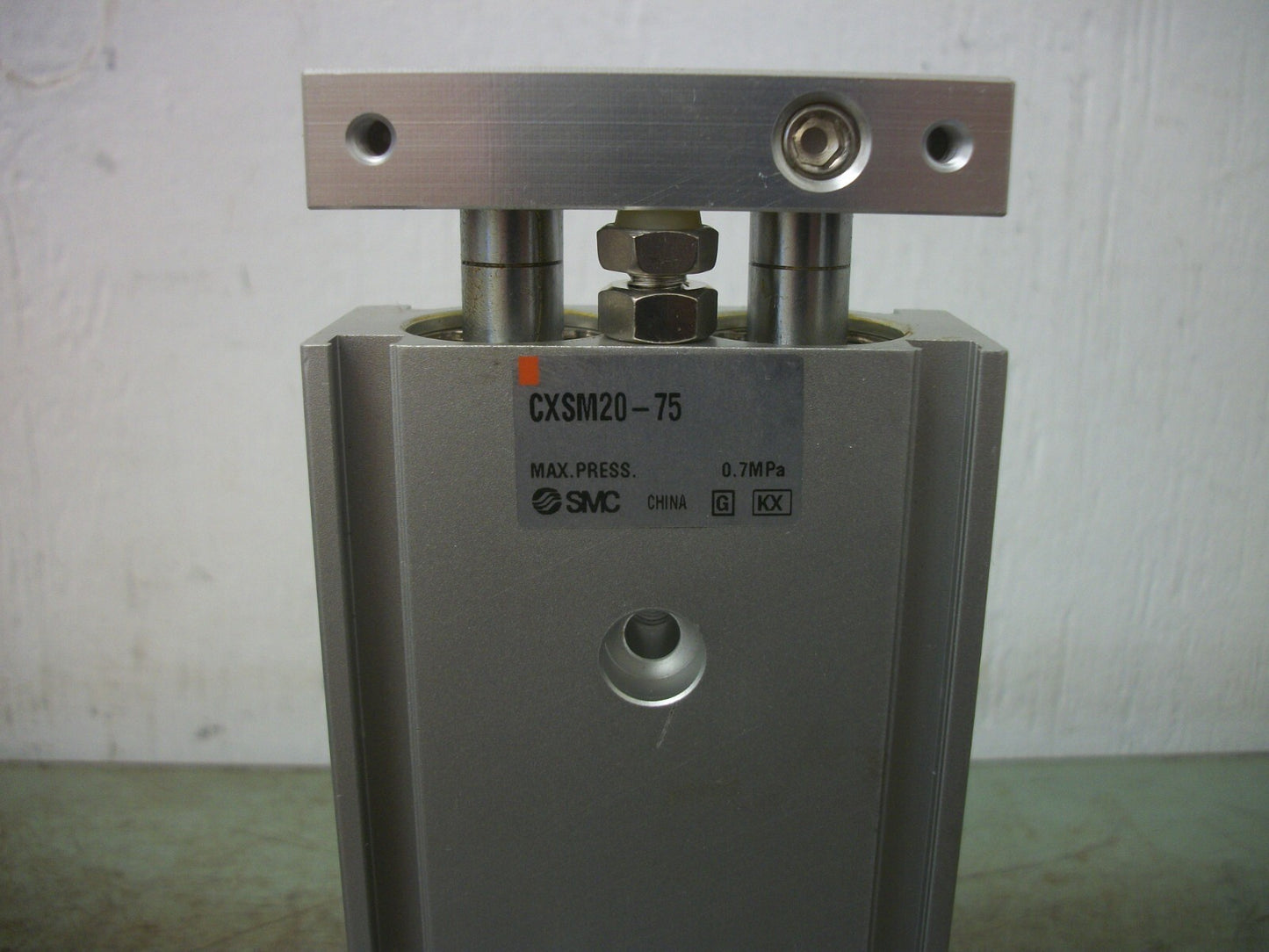 SMC CXS SERIES DUAL ROD GUIDED CYLINDER CXSM20-75 75MM STROKE NOB