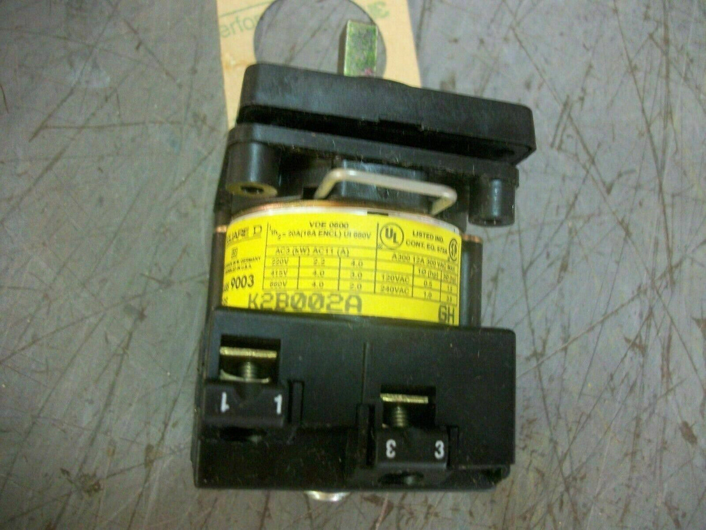 SQUARE D CAM SWITCH 9003K2B002A 12AMP 300VOLT NIB