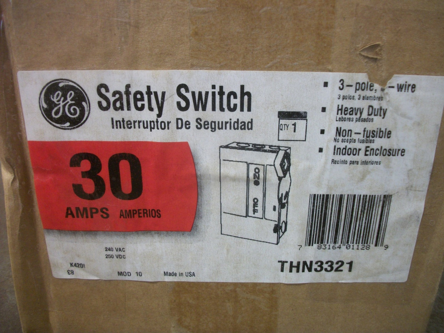 GE DISCONNECT TYPE 1 THN3321 30AMP 240VOLT 3POLE NON-FUSIBLE NIB