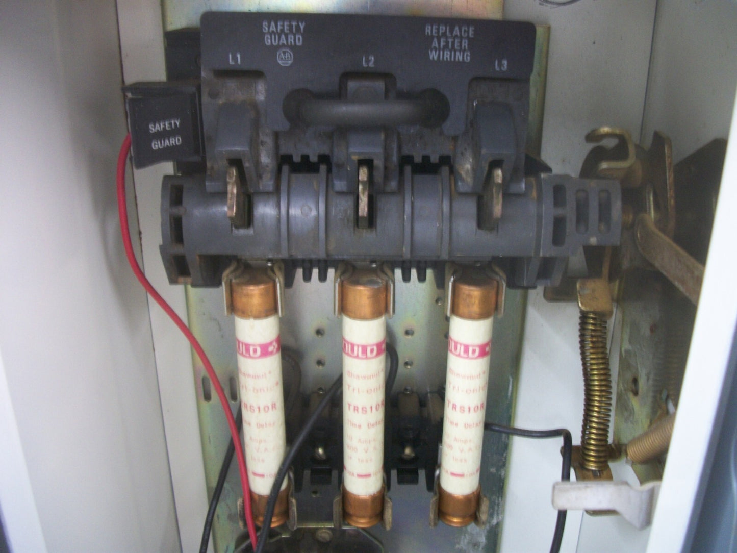 ALLEN-BRADLEY STARTER COMBO SIZE 0 TYPE 1 509-AOD 120VCOIL 30AMP FUSIBLE