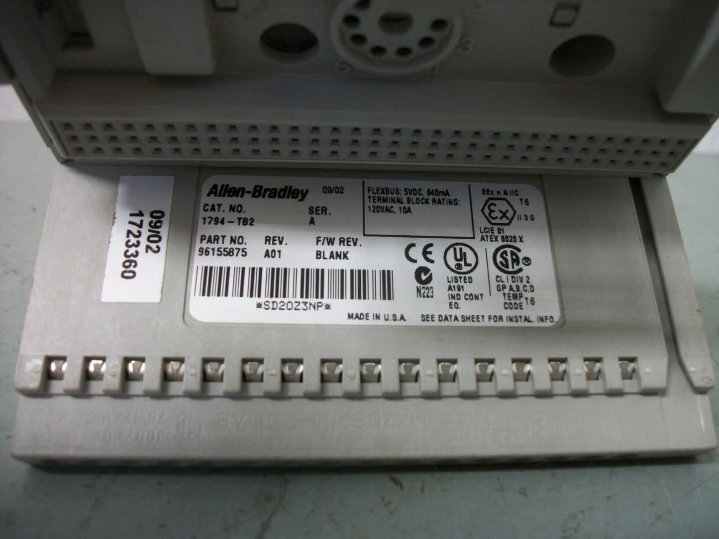 ALLEN-BRADLEY FLEXBUS 16-POINT PLC TERMINAL BASE 1794-TB2