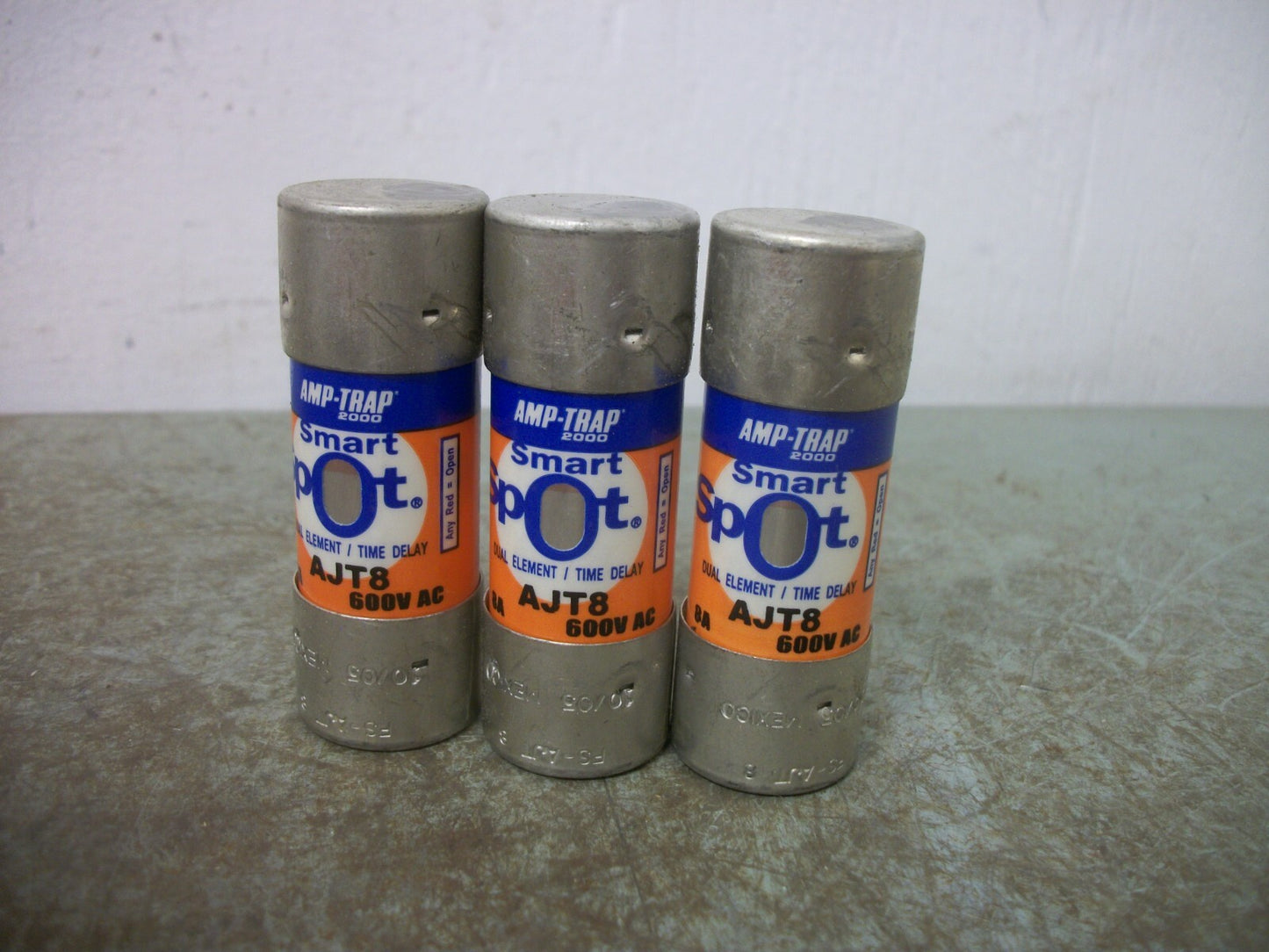 FERRAZ-SHAWMUT LOT OF 3 AMP-TRAP 2000 SMART SPOT FUSES AJT8 8AMP 600VOLT