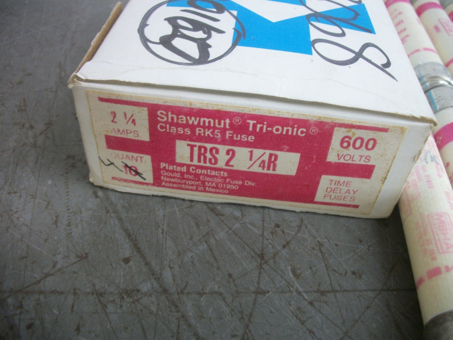 GOULD SHAWMUT BOX OF 10 TRI-ONIC FUSES TRS2-1/4R 2-1/4AMP 600VOLT NIB
