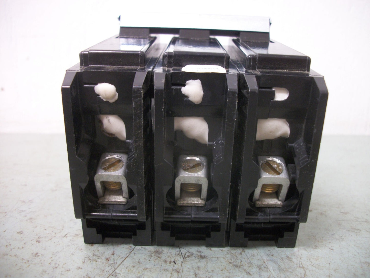 GTE SYLVANIA BQ-D CIRCUIT BREAKER BQ340 BQ3D040 40AMP 240VOLT 3POLE NOB