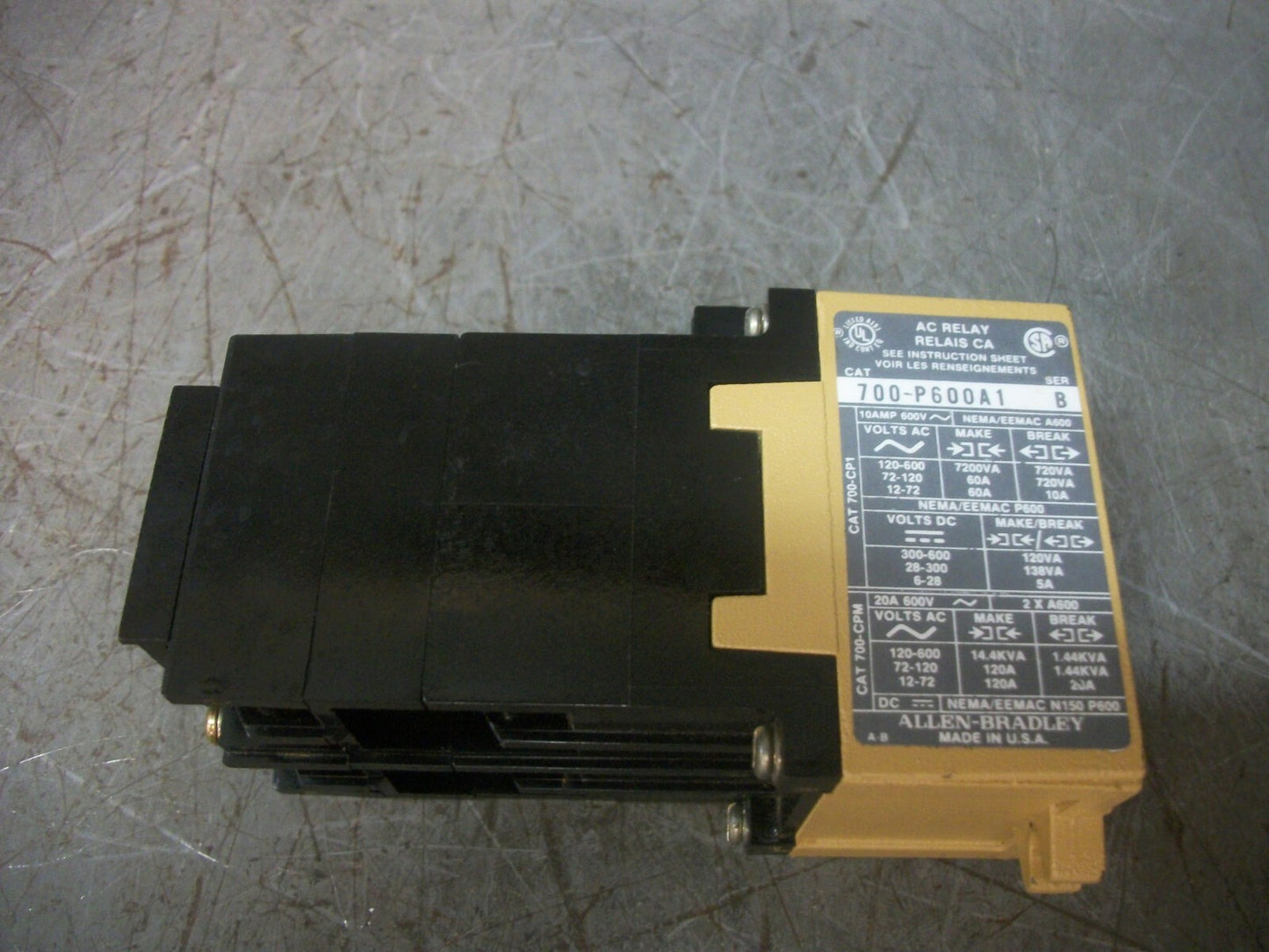 ALLEN-BRADLEY AC CONTROL RELAY 700-P600A1 120VCOIL