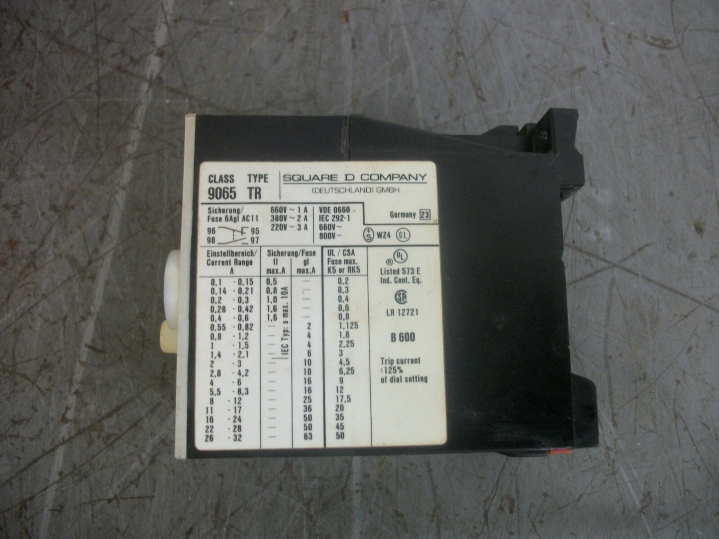 SQUARE D THERMAL OVERLOAD RELAY 9065TR0,8 0.8-1.2AMP NOB