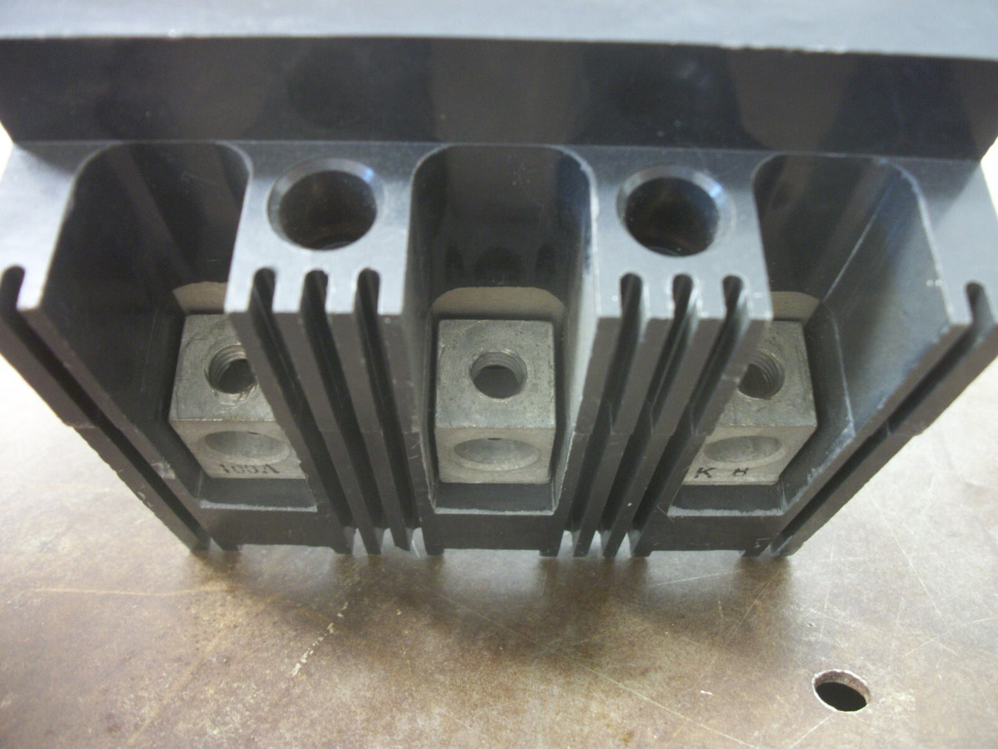 HITACHI F-100C-3PX CIRCUIT BREAKER F100C30UL