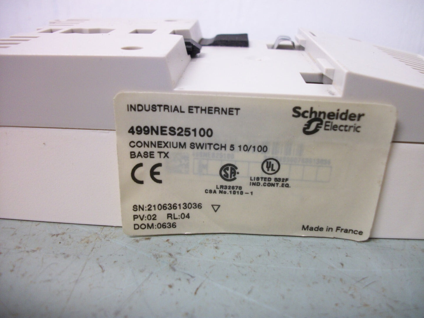 TELEMECANIQUE INDUSTRIAL PLC ETHERNET CONNEXIUM 5 10/100 BASE TX 499NES25100