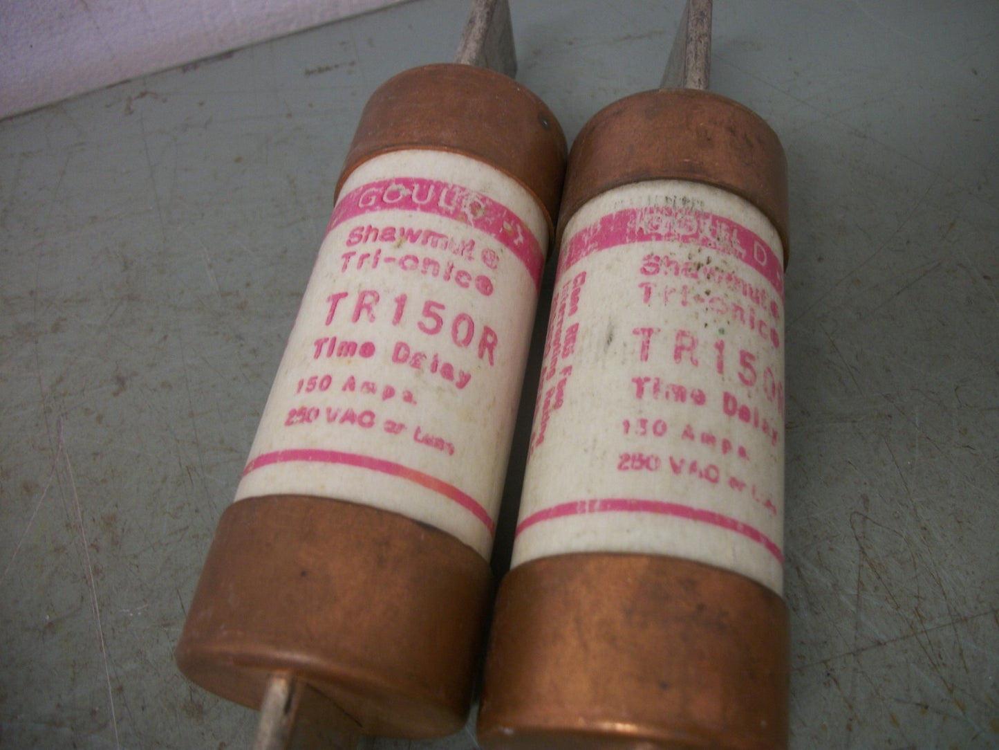 GOULD SHAWMUT LOT OF 2 TRI-ONIC FUSES TR150R 150AMP 250VOLT