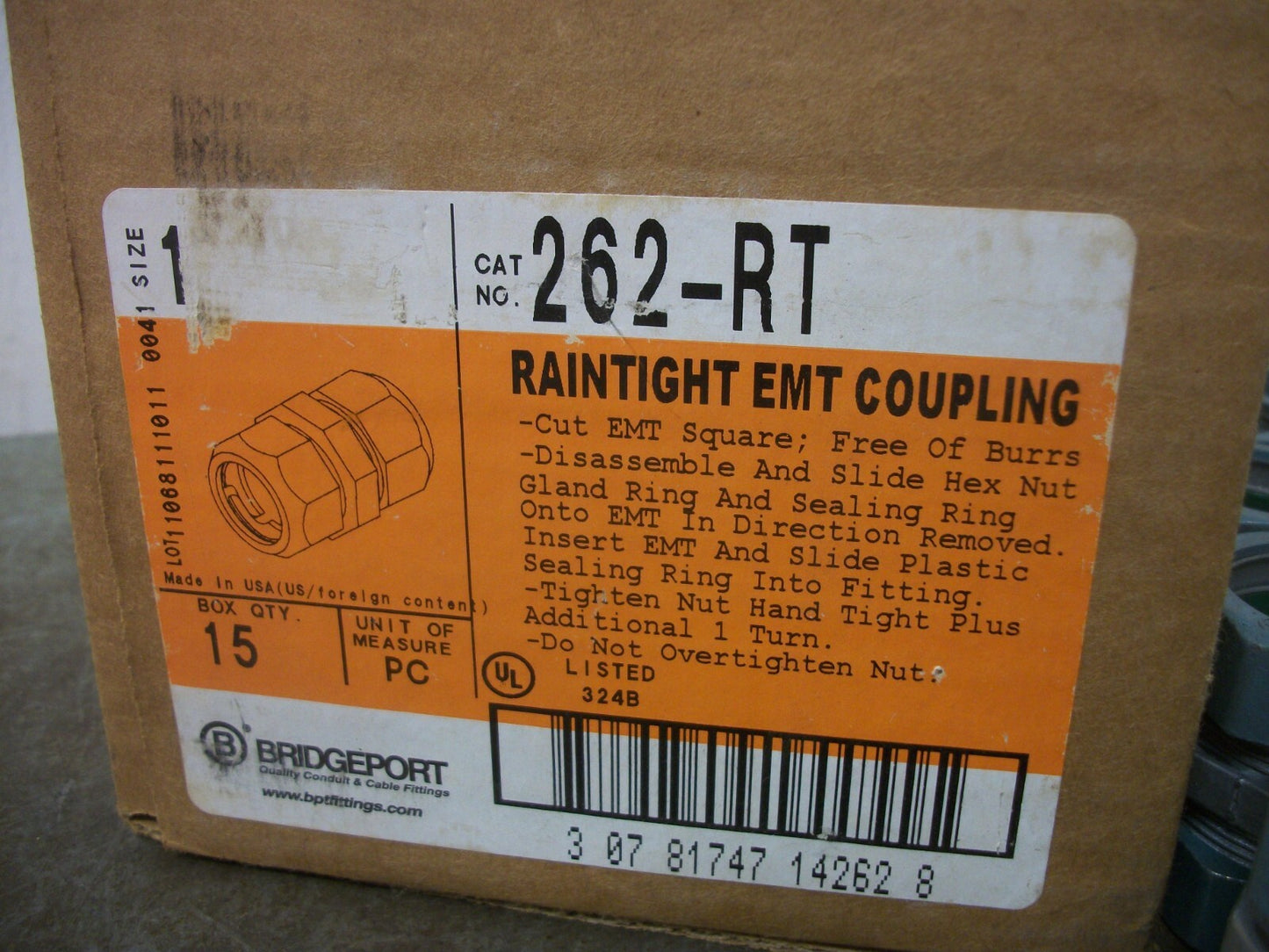 BRIDGEPORT BOX OF 10 1" RAINTIGHT EMT COUPLINGS 262-RT NIB