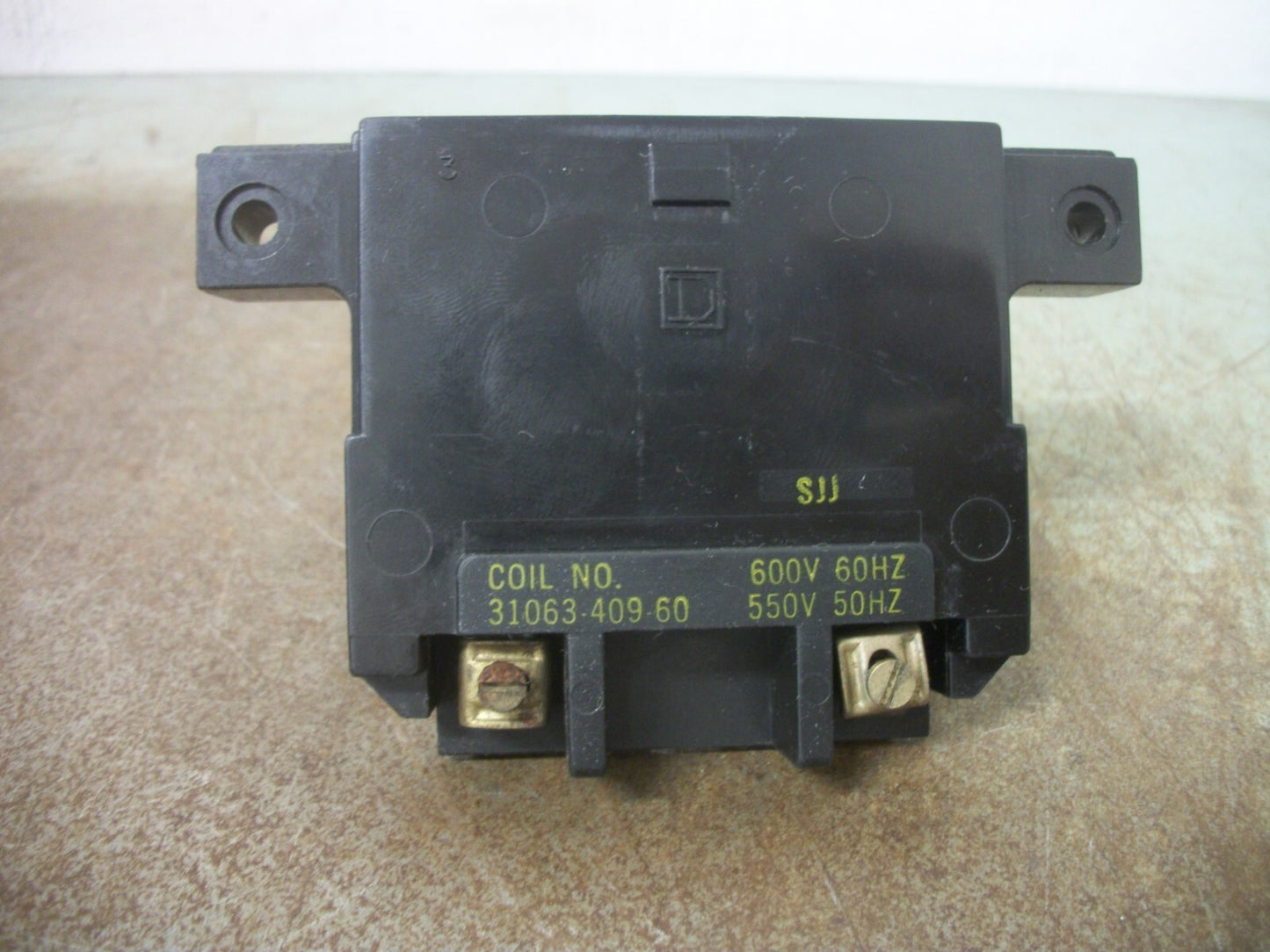 SQUARE D SIZE 2 MAGNET COIL 31063-409-60 600VCOIL NOB