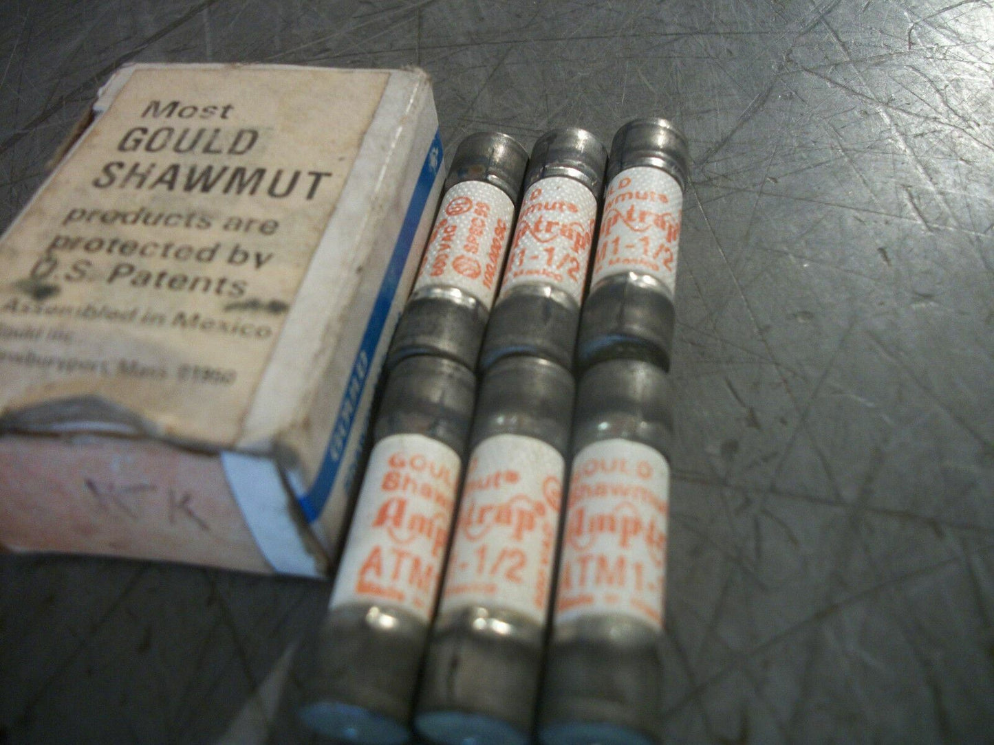 GOULD SHAWMUT BOX OF 6 AMP-TRAP FUSES ATM1-1/2 1-1/2AMP 600VOLT NIB