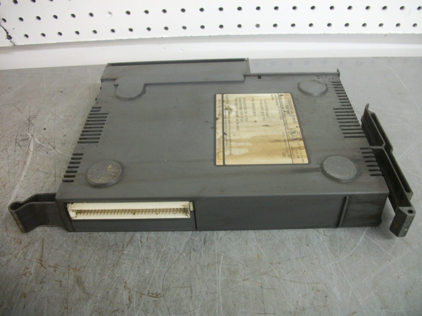 GIDDINGS & LEWIS PIC900 PROGRAMMABLE COMPUTER INPUT MODULE 502-03605-00R2