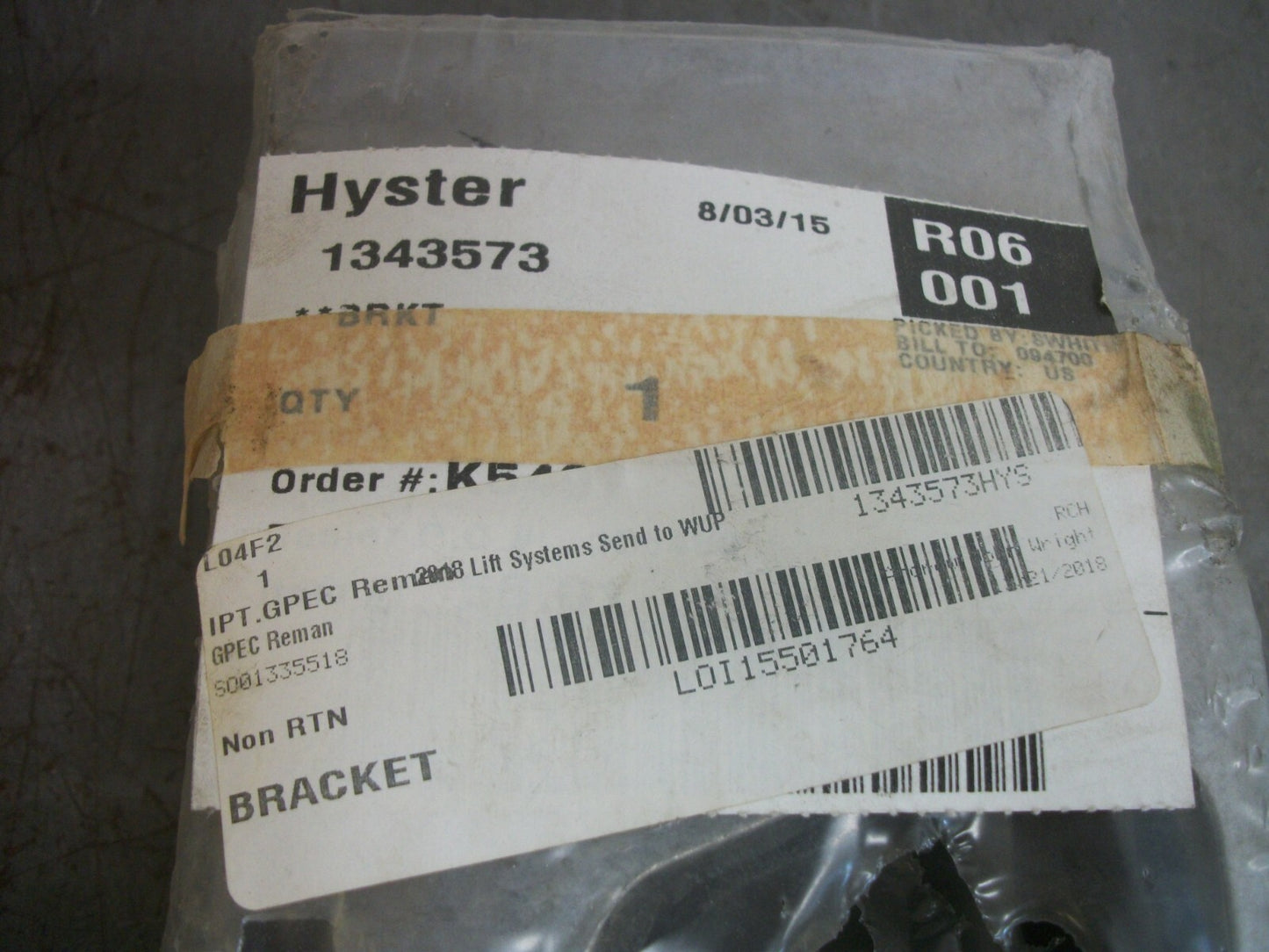 HYSTER FORKLIFT BRACKET 1343573 NEW