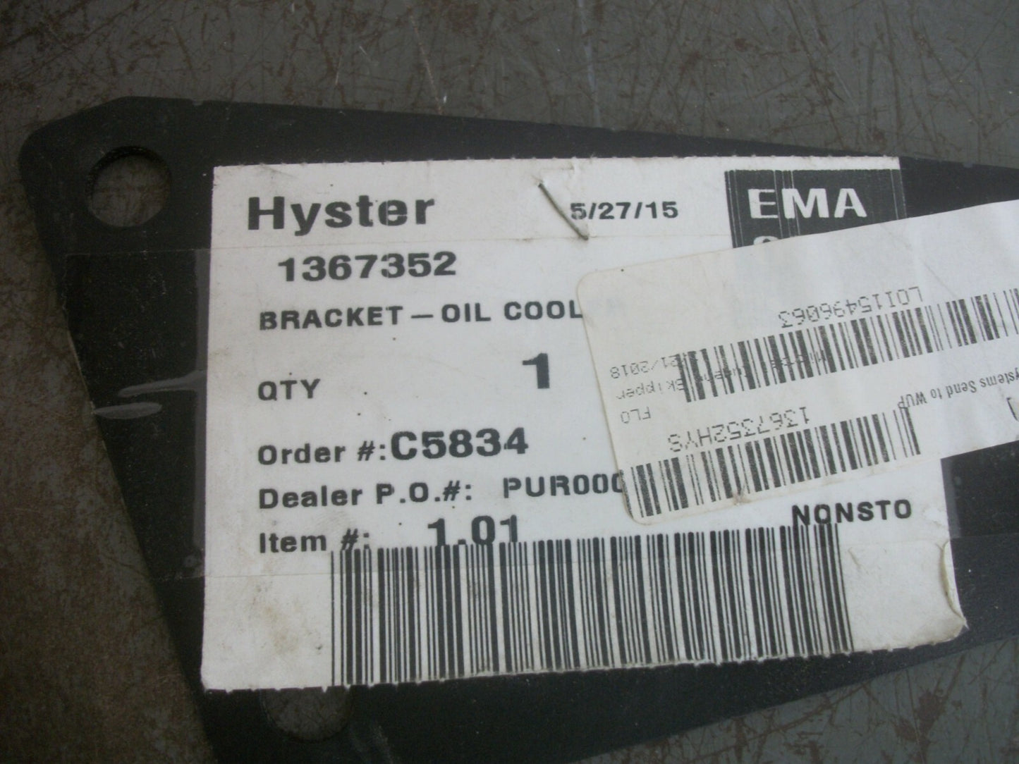 HYSTER OIL COOLER BRACKET 1367352 NEW