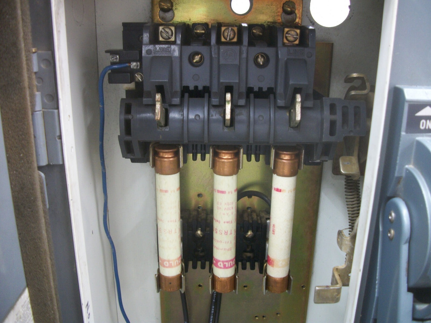 ALLEN-BRADLEY SIZE 0 STARTER COMBO 709-AOD103 120VCOIL 30AMP FUSIBLE