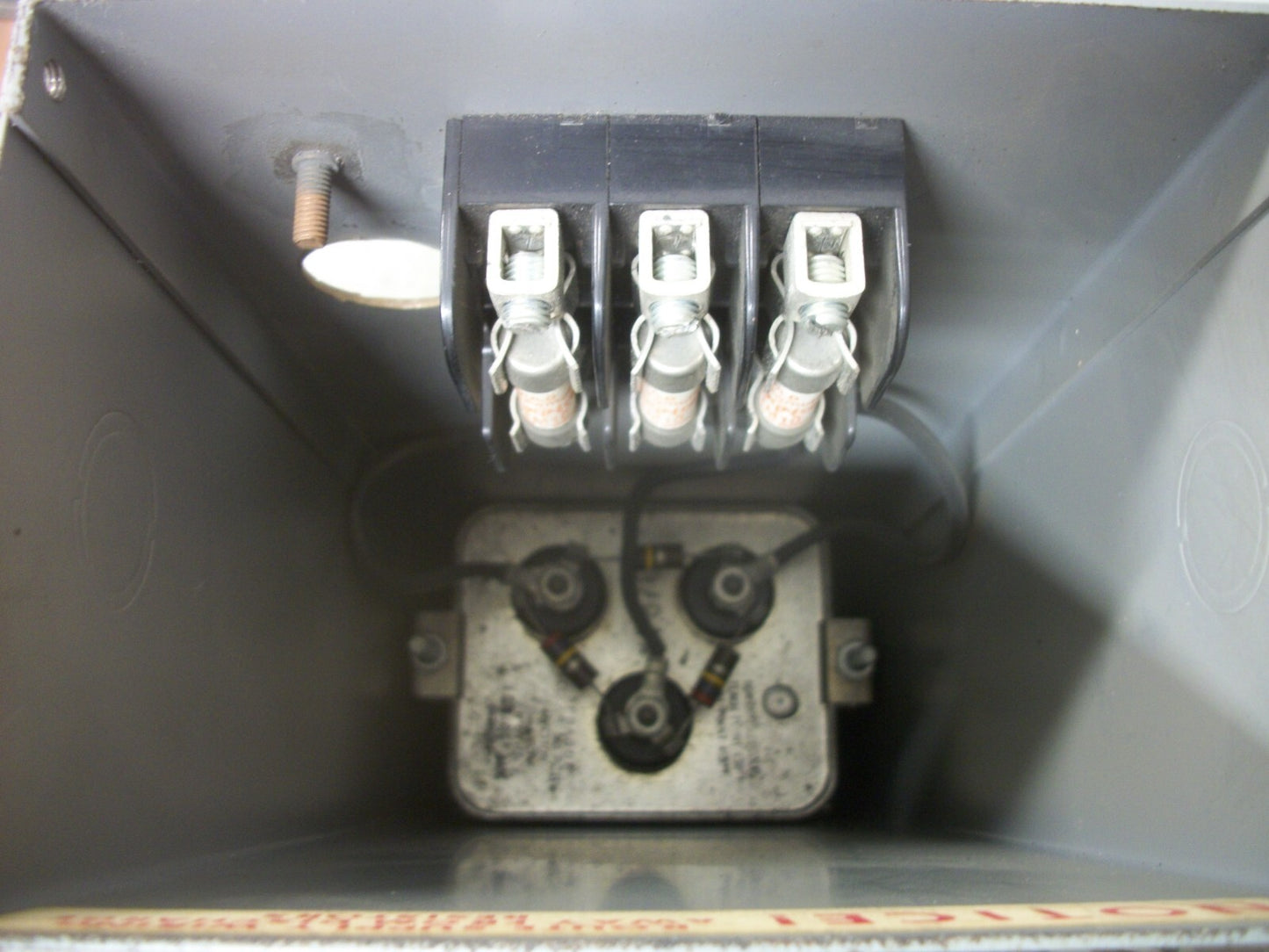 SPRAGUE ECCOL UNIPAK POWER CAPACITOR 443CEUFR3 4KVAR 480VOLT 3PH