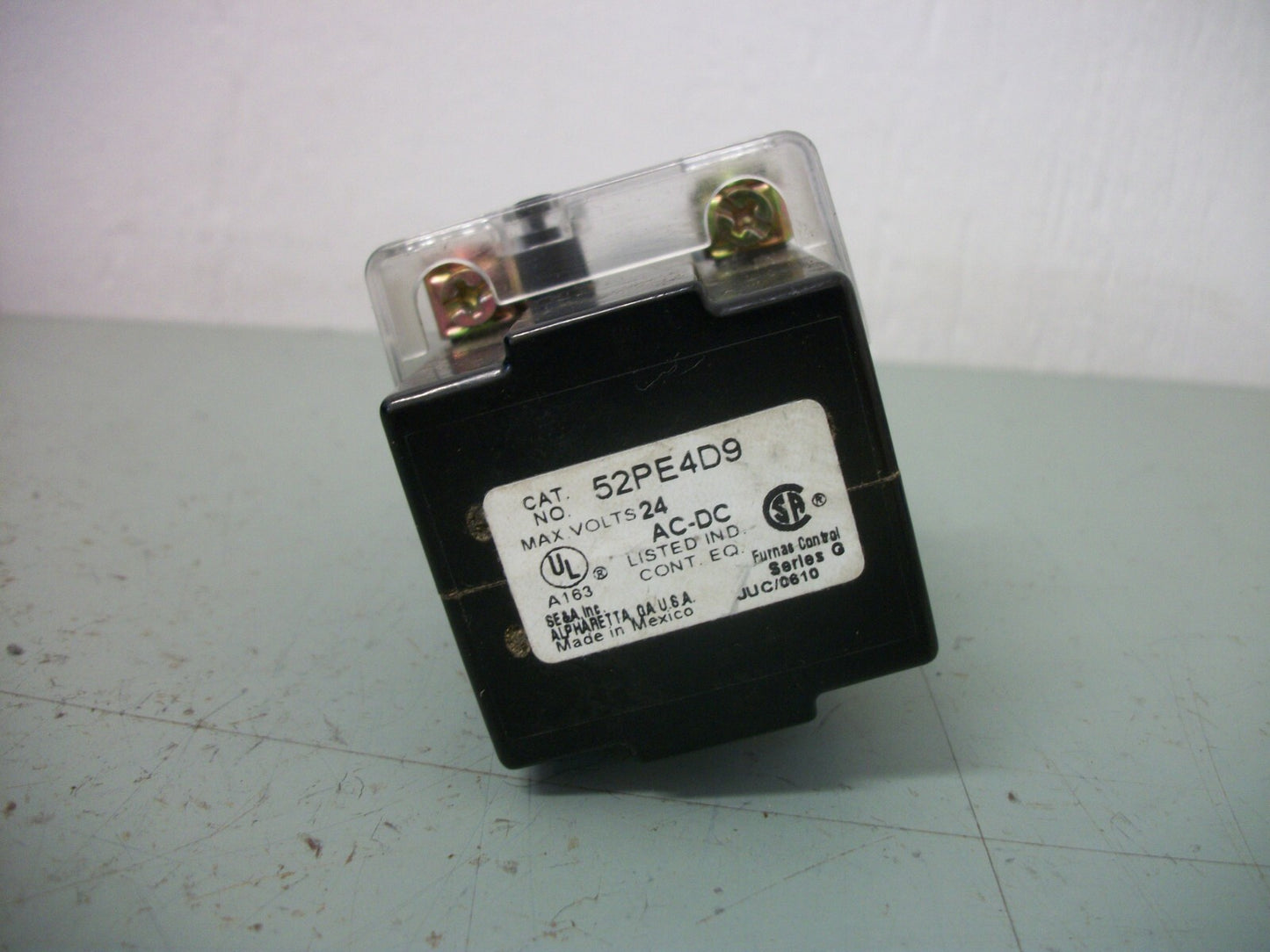 FURNAS AMBER PILOT LIGHT 52PE4D9 24VOLT