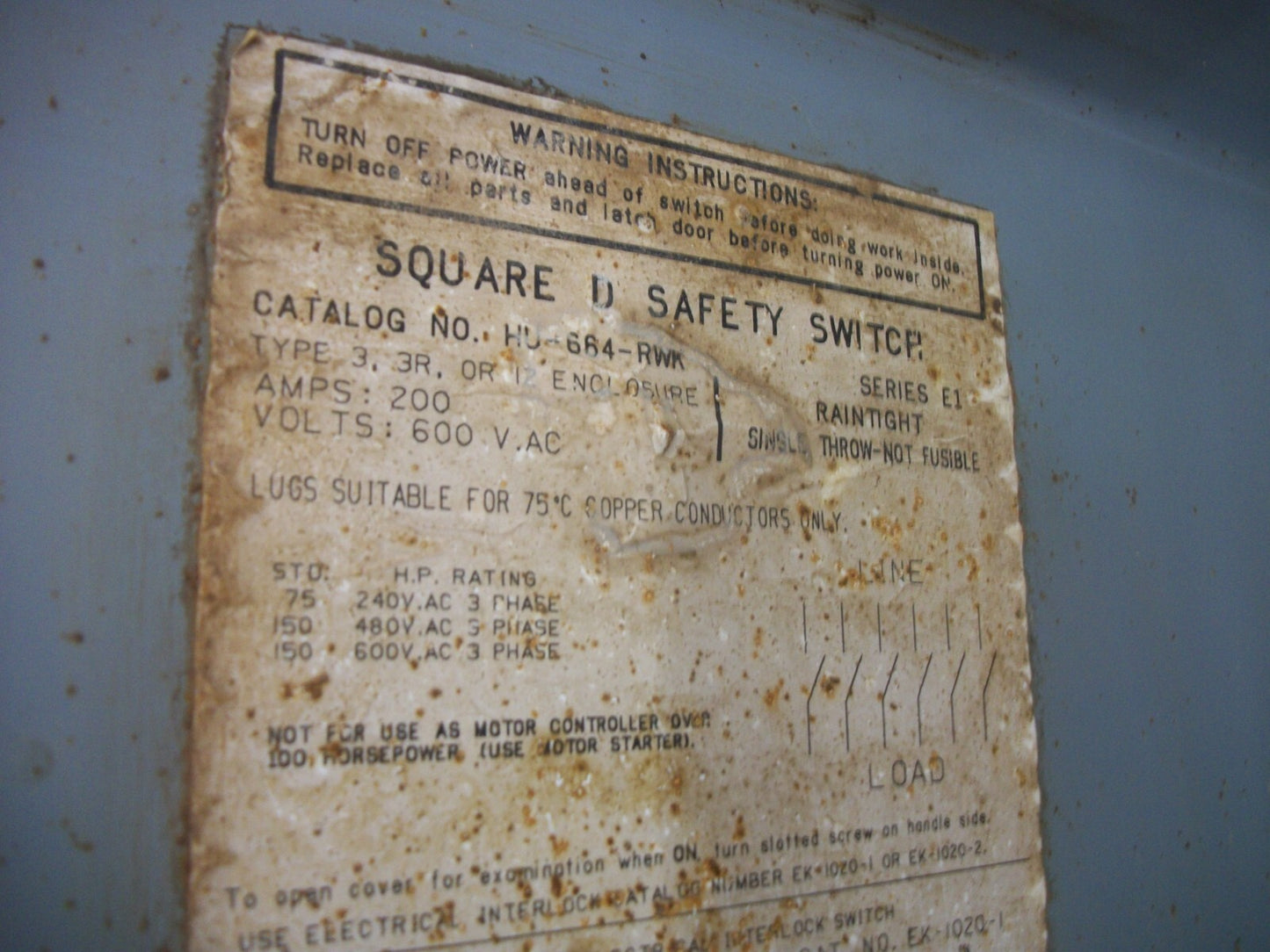 SQUARE D DISCONNECT TYPE 3R,12 HU664RWK 200AMP 600VOLT 6POLE NON-FUSIBLE