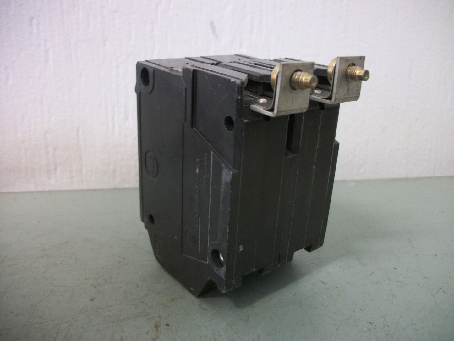 GE THQB CIRCUIT BREAKER THHQB2160 60AMP 240VOLT 2POLE 22kA