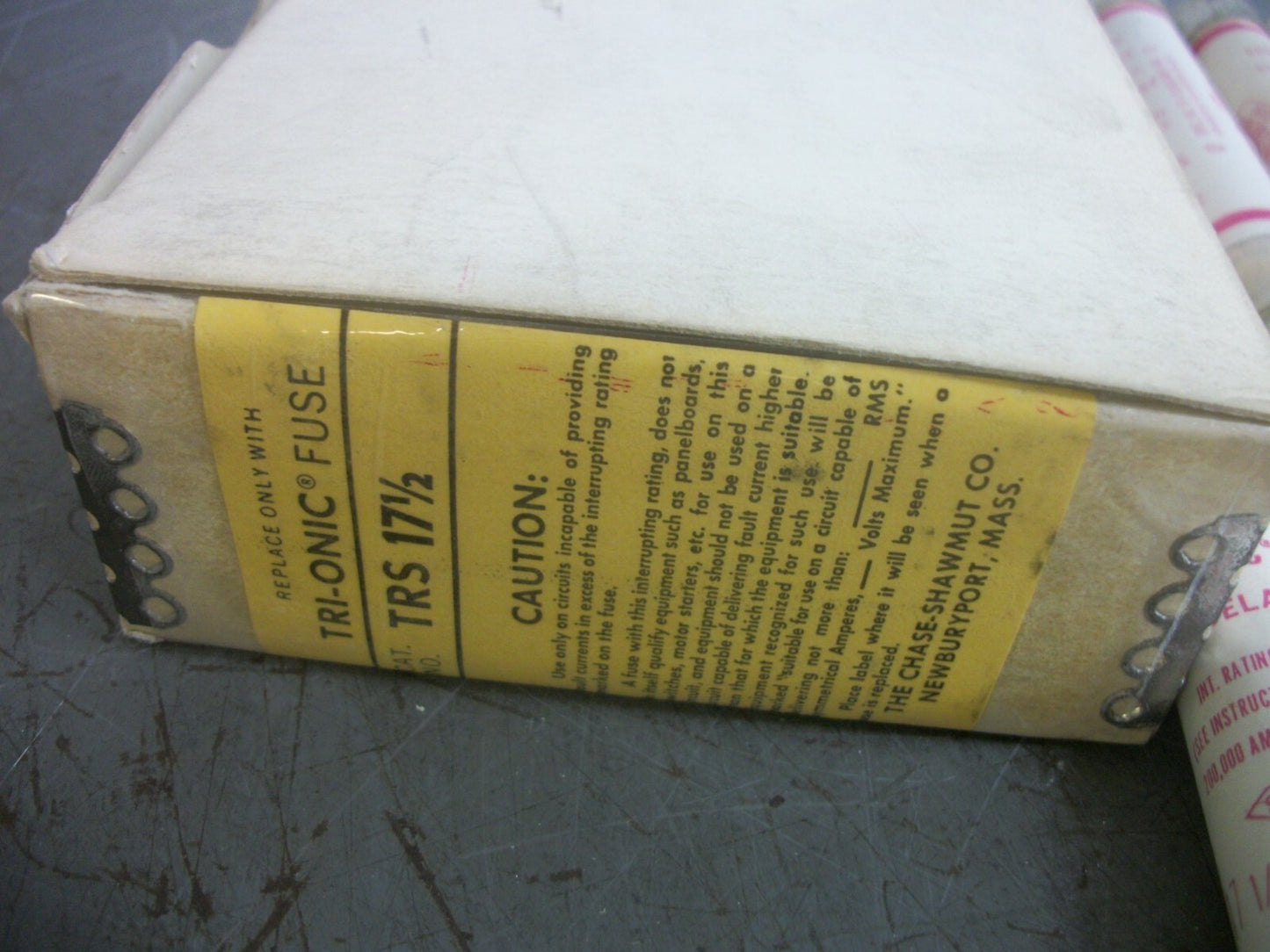 GOULD SHAWMUT BOX OF 8 TRI-ONIC FUSES TRS17-1/2 17-1/2AMP 600VOLT NIB