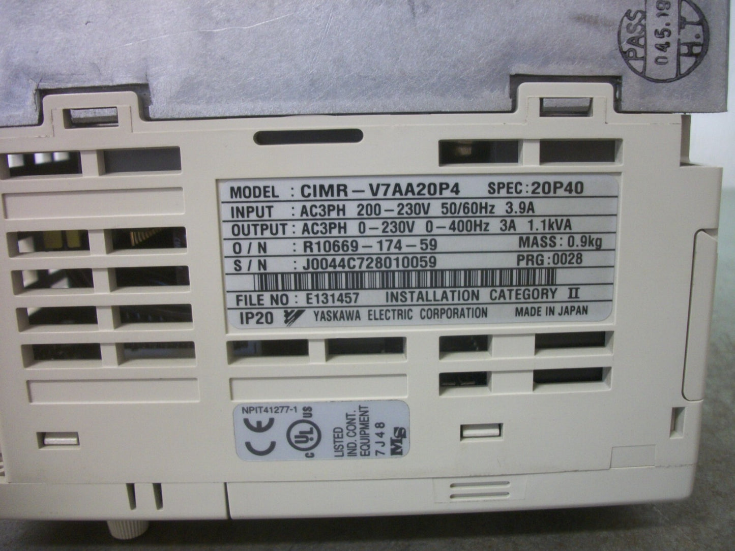 YASKAWA VS MINI V7 0.4KW INVERTER DRIVE CIMR-V7AA20P4 230VOLT 3PH