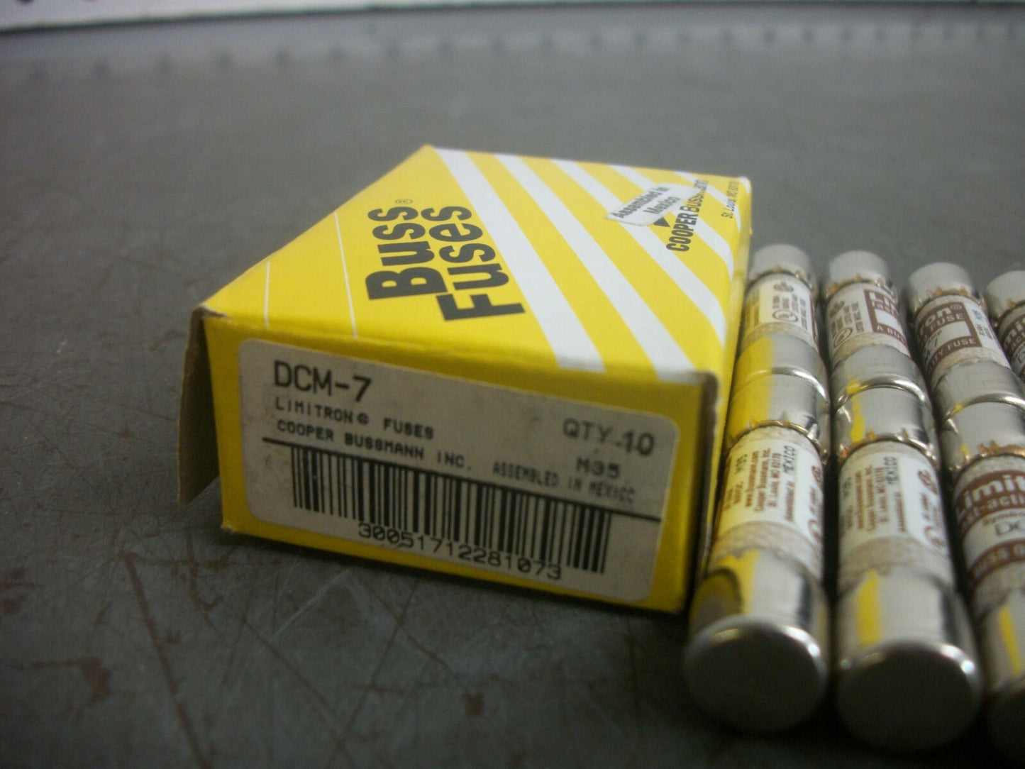 BUSSMANN BOX OF 9 LIMITRON FUSES DCM7 7AMP 600VOLT NIB