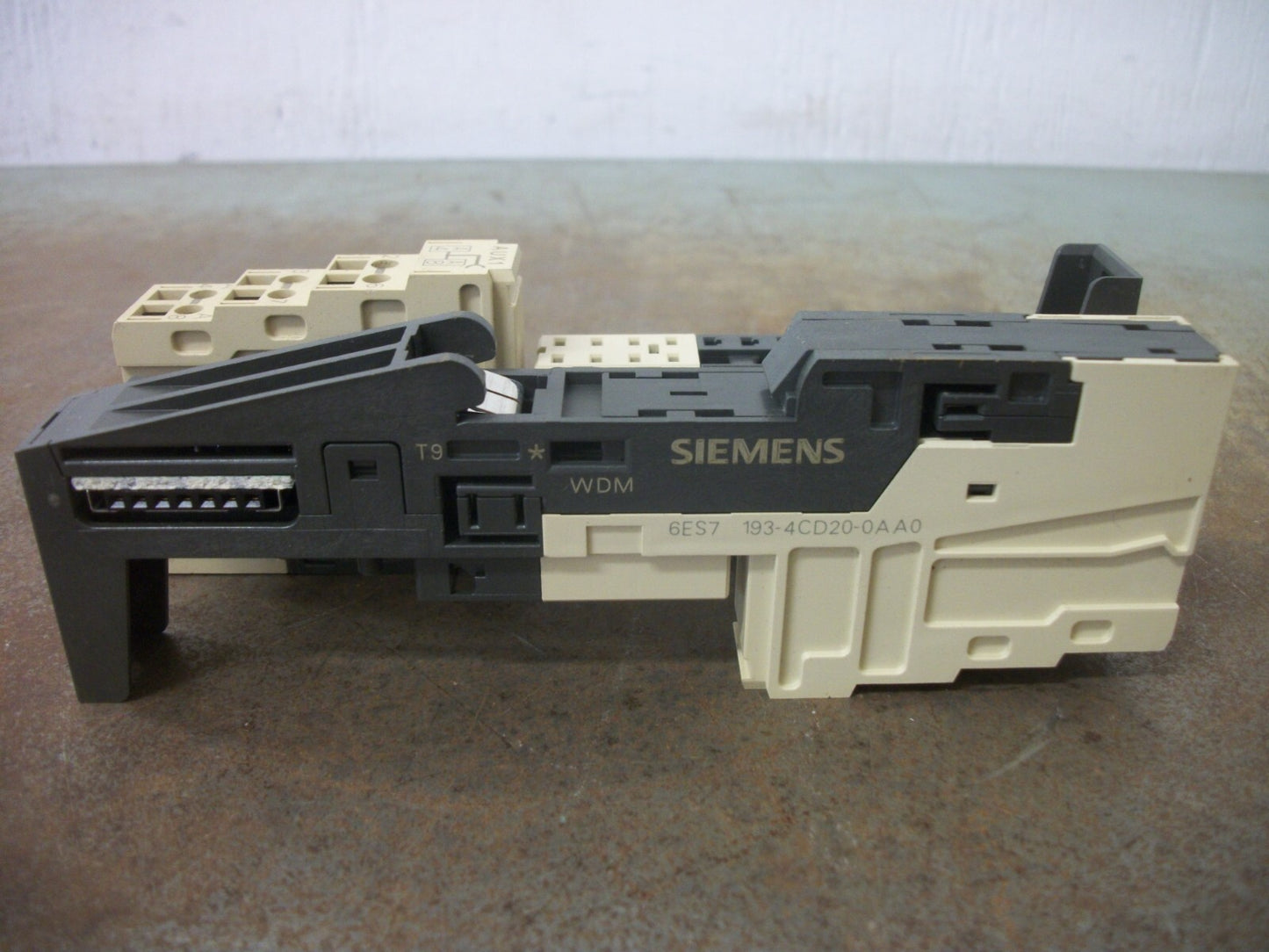 SIEMENS LOT OF 2 SIMATIC S7 ET200S TERMINAL MODULES 6ES7 193-4CD20-0AA0