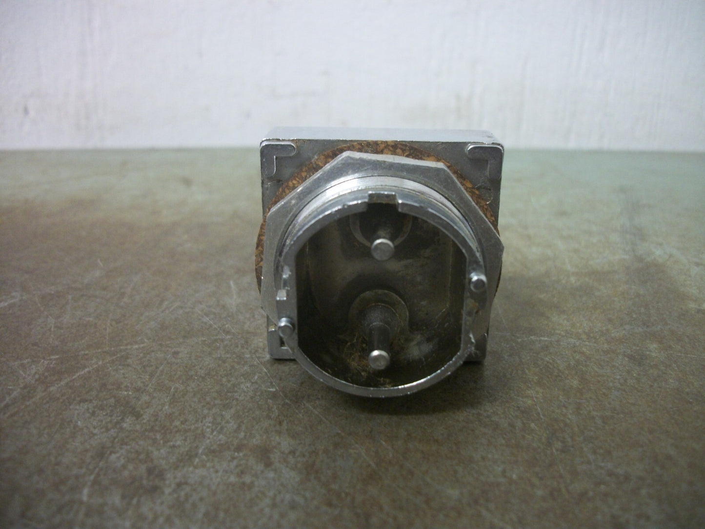 CUTLER-HAMMER OILTIGHT START/STOP PUSHBUTTON HEAD E30ABB180B231