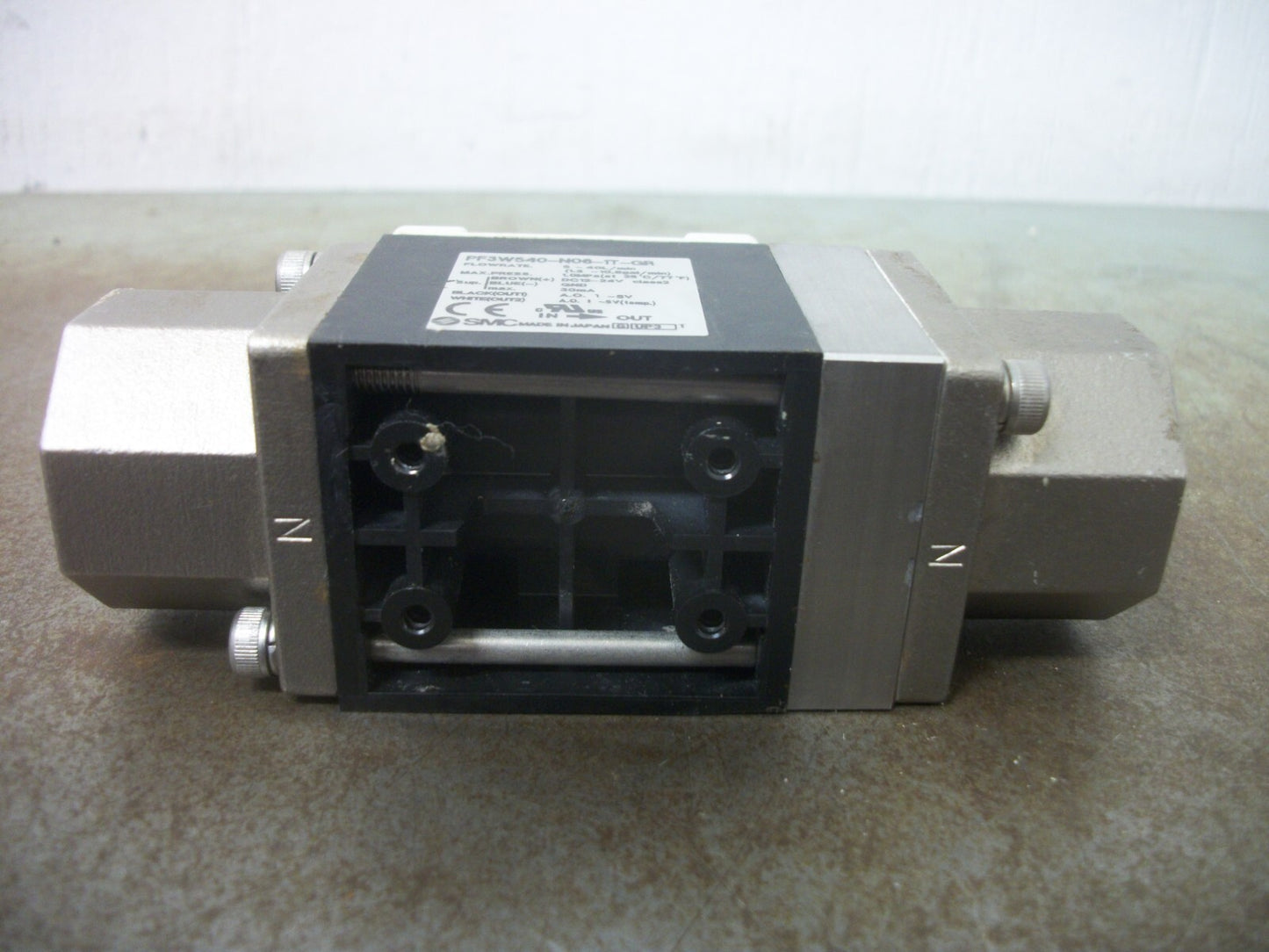 SMC REMOTE SENSOR DIGITAL FLOW SWITCH FOR WATER PF3W540-N06-1T-GR