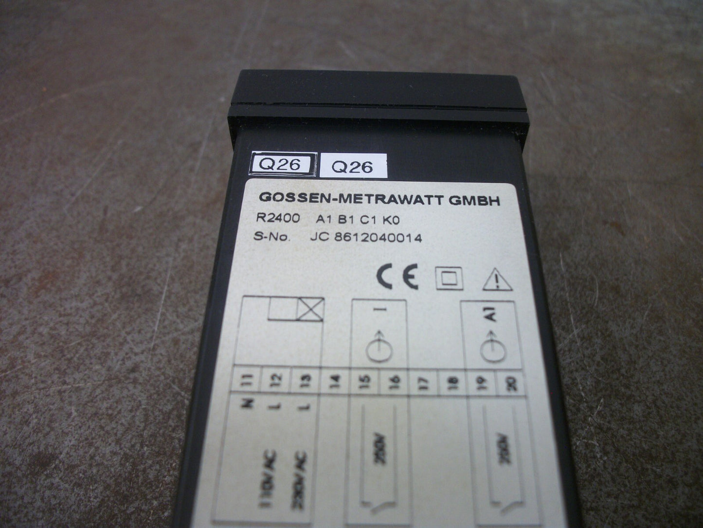 GOSSEN-METRAWATT R2400 DIGITAL GMBH TEMPERATURE CONTROLLER R2400 A1 B1 C1 K0
