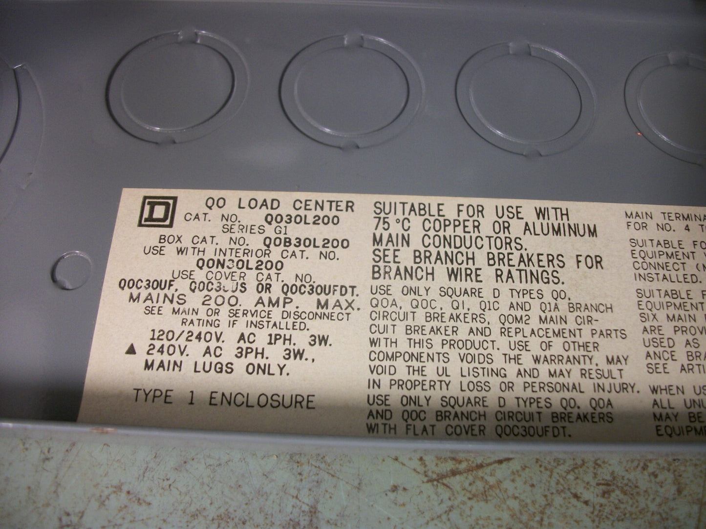 SQUARE D QO LOAD CENTER PANELBOARD QO30L200 200AMP 120/240VOLT 1PH 3W