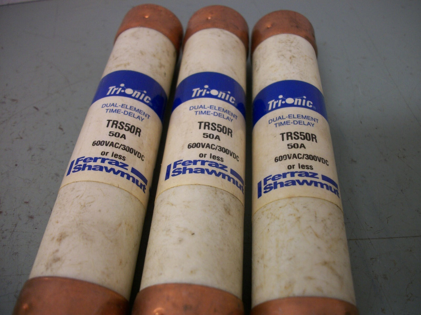 FERRAZ-SHAWMUT LOT OF 3 TRI-ONIC FUSES TRS50R 50AMP 600VOLT