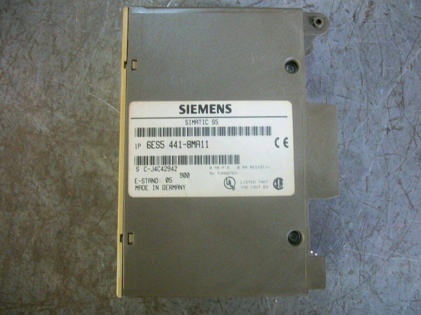SIEMENS SIMATIC S5 8-POINT DIGITAL OUTPUT MODULE 6ES5 441-8MA11 24VDC