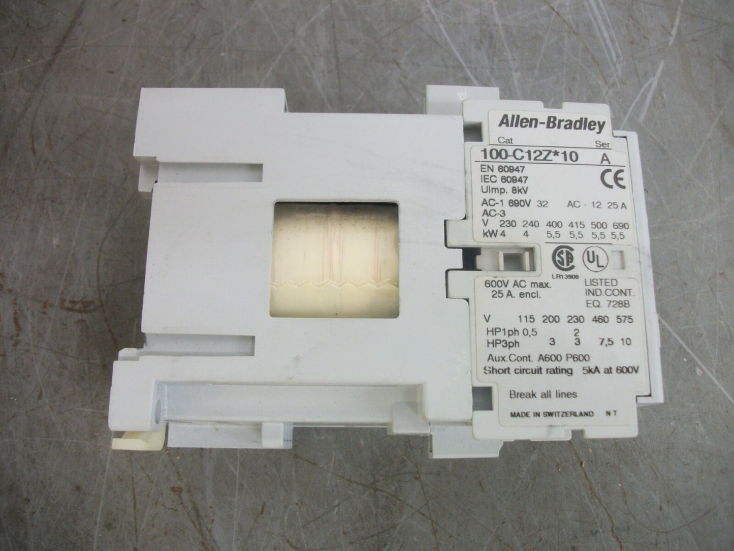 ALLEN-BRADLEY CONTACTOR 100-C12Z*10 25AMP 24VCOIL 3PH 600V 10HP