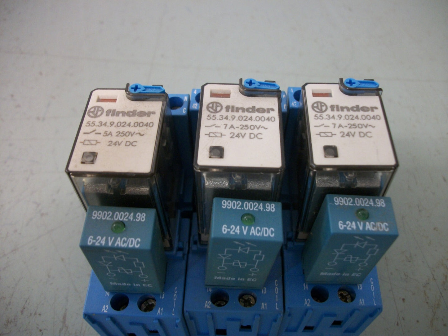 FINDER LOT OF 4 4PDT RELAYS 55.34.9.024.0040 5AMP 250VAC 24VDC