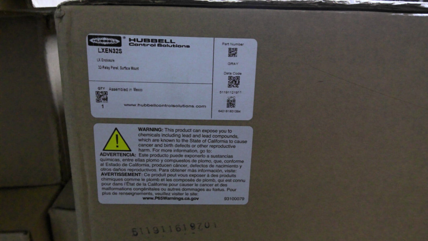 HUBBELL 32-RELAY SURFACE MOUNT LIGHTING PANEL ENCLOSURE ONLY LXEN32S NIB